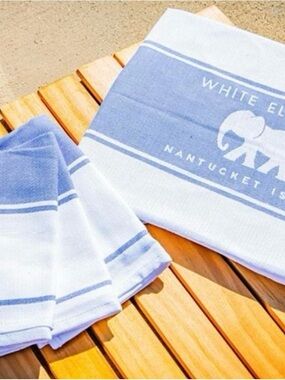 NWOT White Elephant Nantucket Placemat Set